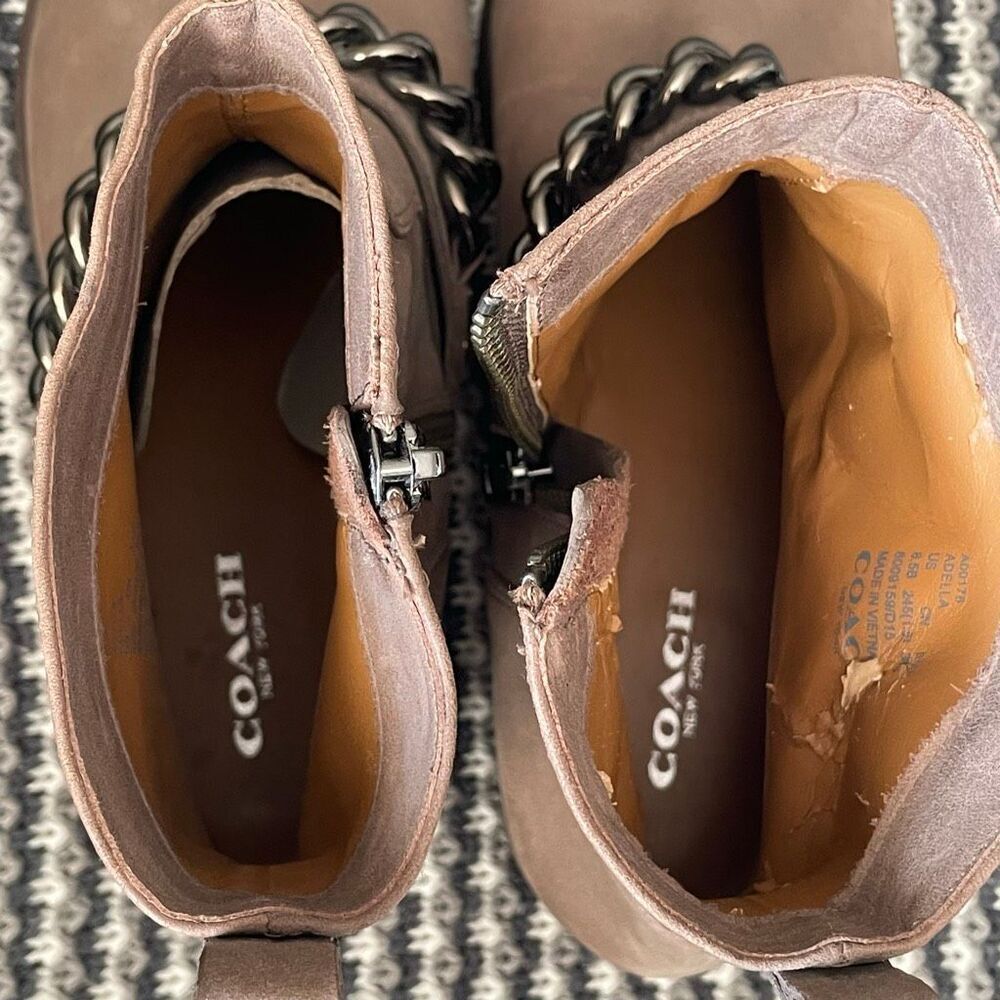 Coach Adella genuine leather ankle booties chain women’s shoe size 8.5 - Picture 14 of 15
